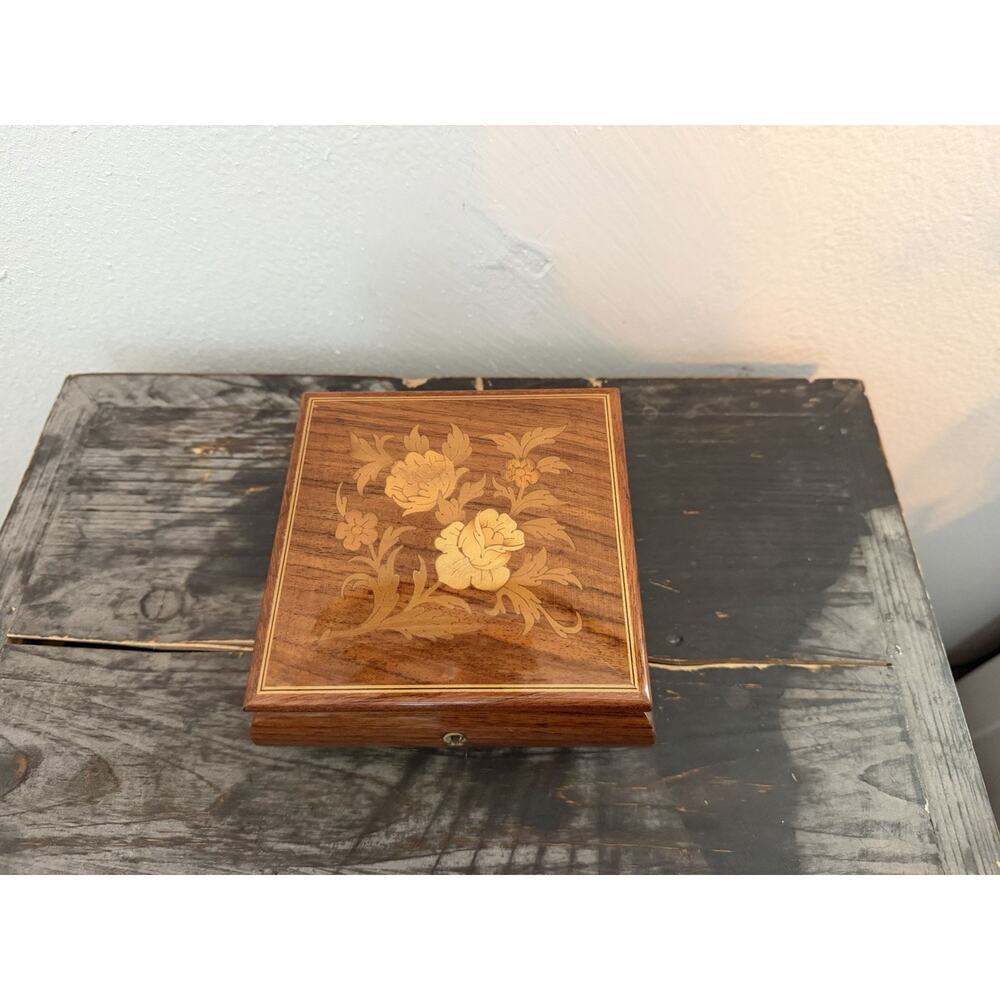 Italian Inlaid Wood Music Box Floral Marquetry Jewelry Trinket Box Made Italy